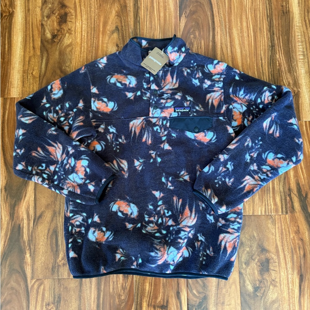 NWT Patagonia Lightweight Synchilla Snap Pullover Medium Swirl Floral Pitch Blue - Picture 4 of 8